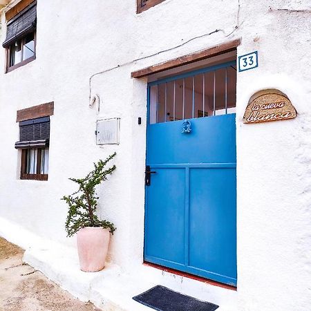 La Cueva Blanca Apartment Alcala del Jucar Exterior photo