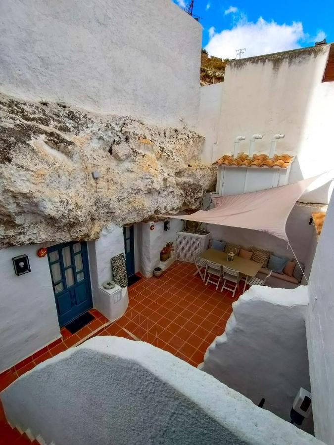 La Cueva Blanca Apartment Alcala del Jucar Exterior photo